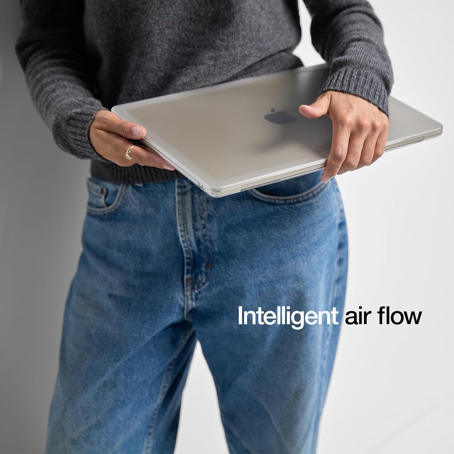 INCASE EDGE FUNDA RIGIDA PARA MACBOOK PRO 14 PULGADAS CLEAR - Imagen 5