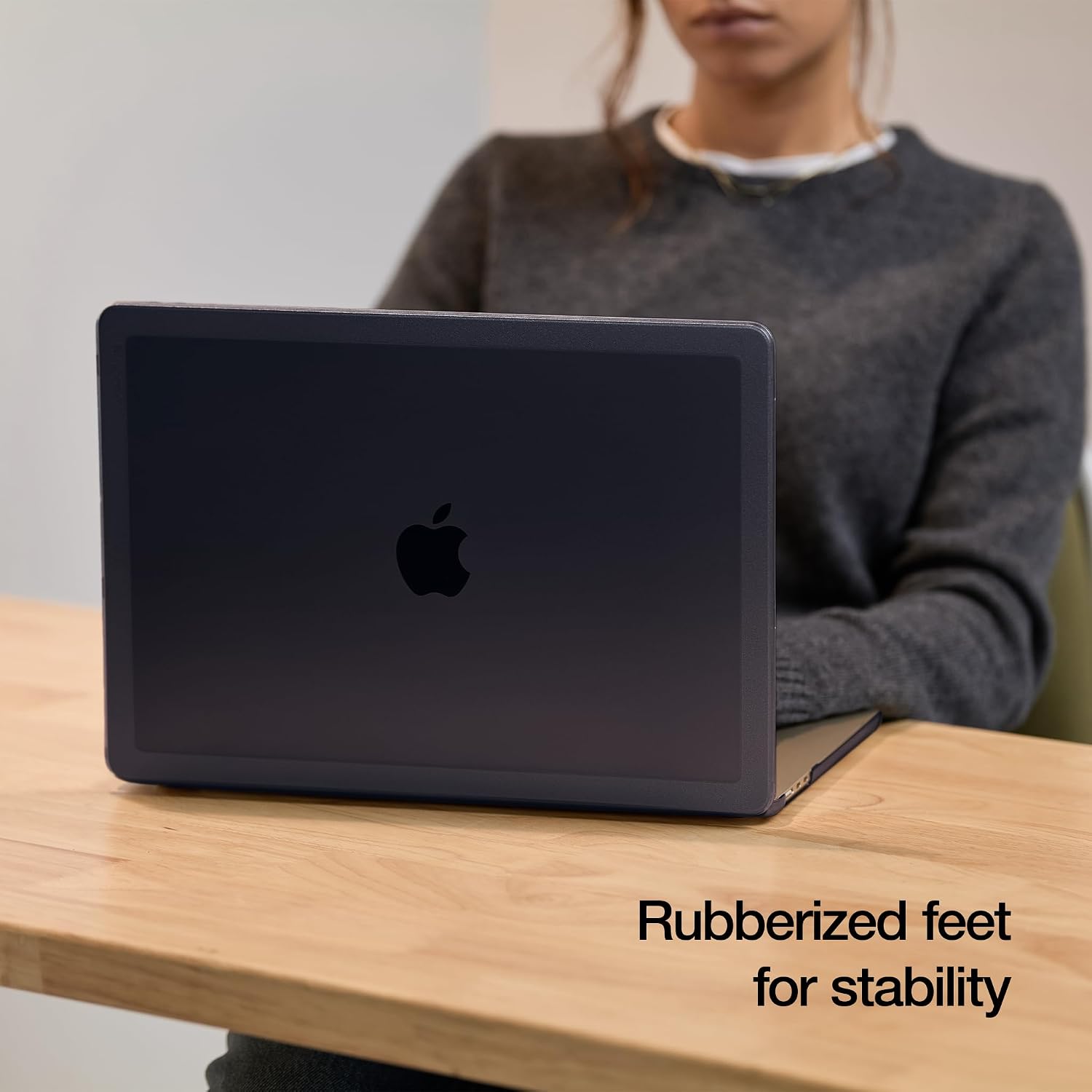 INCASE EDGE FUNDA RIGIDA PARA MACBOOK PRO 14 PULGADAS BLACK - Imagen 7